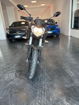 YAMAHA MT125